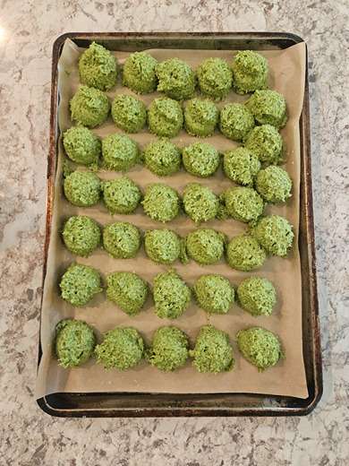 Garlic Scape Pesto | How To Use Garlic Scapes